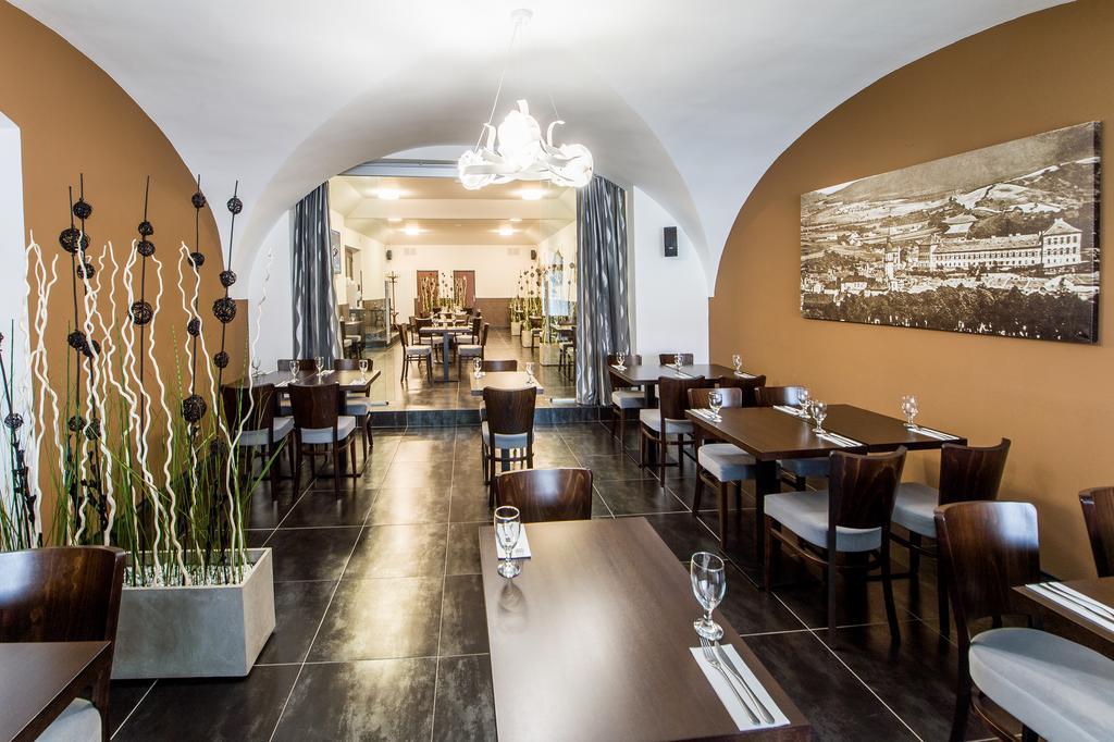 Bílina Hotel U Lva מראה חיצוני תמונה