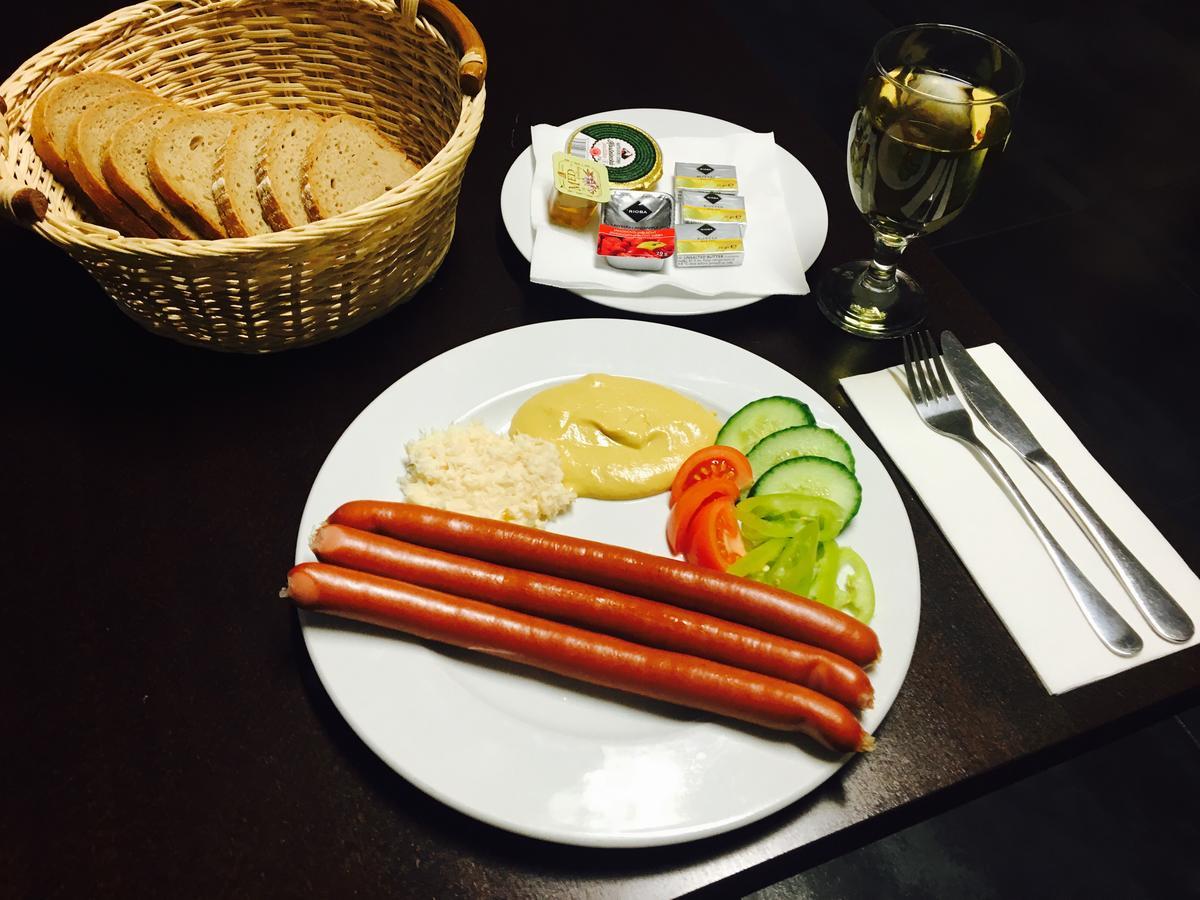Bílina Hotel U Lva מראה חיצוני תמונה